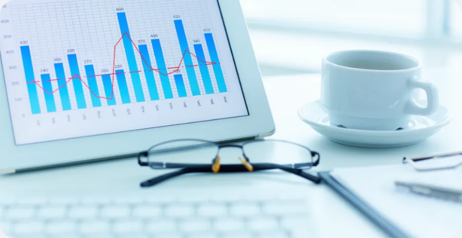 Toplink cost breakdown on a desk